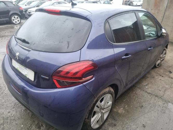 Image Interrupteur de leve vitre avant droit - PEUGEOT 208 1