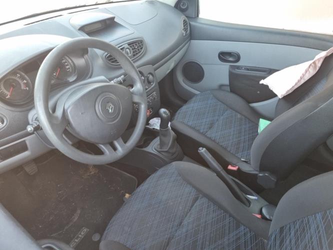 Image Feu arriere principal gauche (feux) - RENAULT CLIO 3