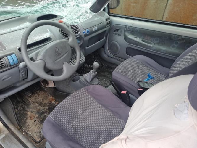 Image Feu arriere principal droit (feux) - RENAULT TWINGO 1