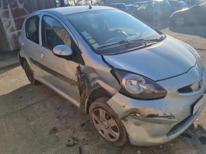 Image Feu arriere principal droit (feux) - TOYOTA AYGO 1