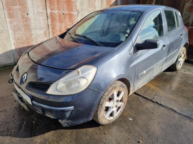 Image Feu arriere principal gauche (feux) - RENAULT CLIO 3