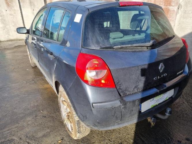 Image Feu arriere principal gauche (feux) - RENAULT CLIO 3