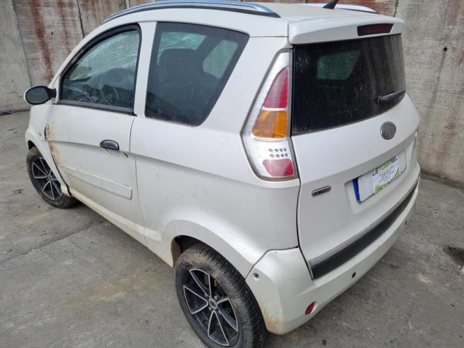 Image Feu arriere principal gauche (feux) - MICROCAR M.GO