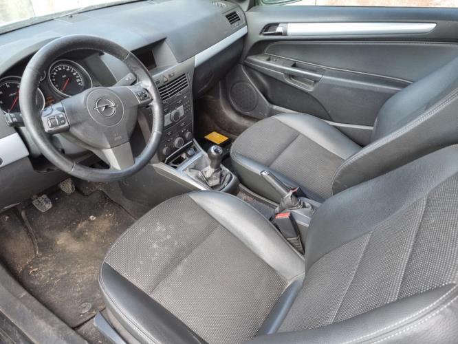 Image Feu arriere principal droit (feux) - OPEL ASTRA H