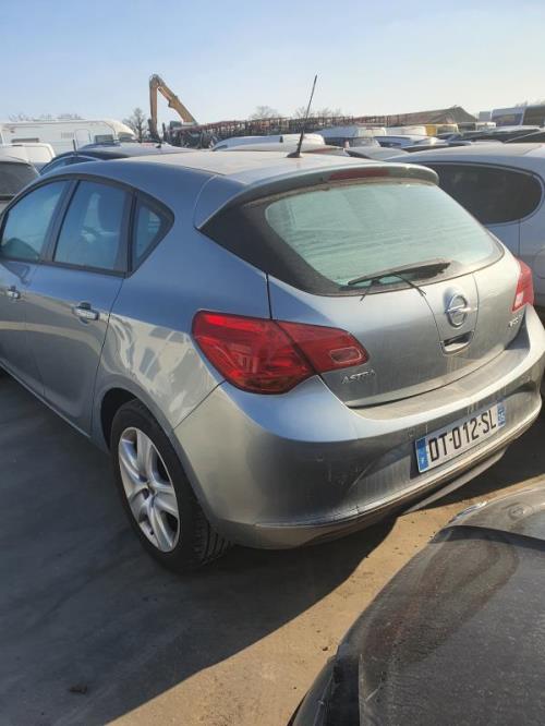 Image Porte arriere droit - OPEL ASTRA J