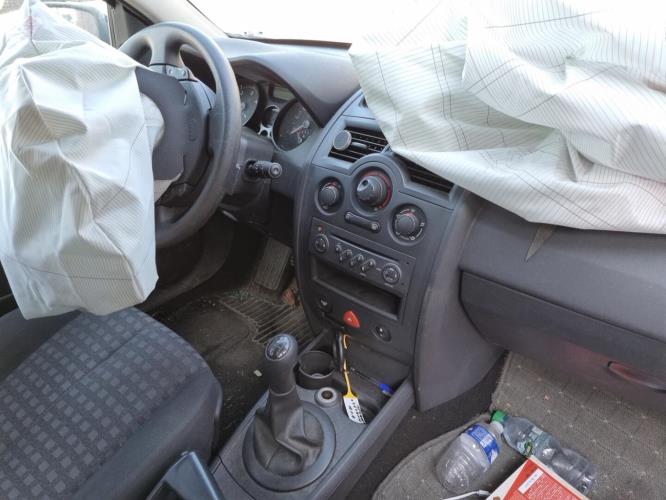 Image Feu arriere principal droit (feux) - RENAULT MEGANE 2