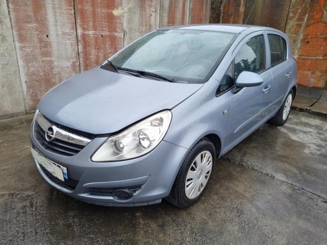 Image Feu arriere principal droit (feux) - OPEL CORSA D
