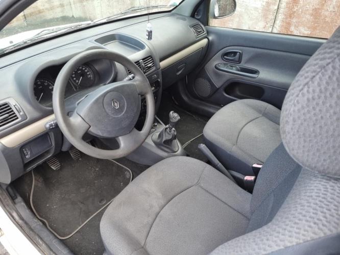 Image Feu arriere principal gauche (feux) - RENAULT CLIO 2