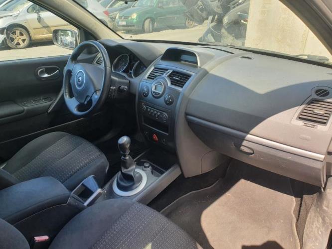 Image Feu arriere principal droit (feux) - RENAULT MEGANE 2
