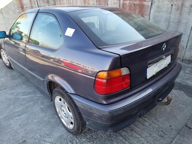 Image Feu arriere principal gauche (feux) - BMW SERIE 3 E36