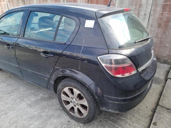 Image Feu arriere principal gauche (feux) - OPEL ASTRA H