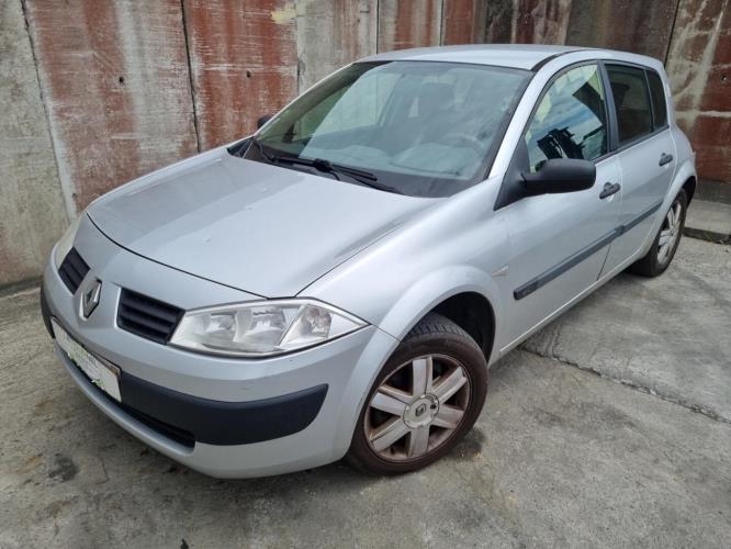 Image Feu arriere principal gauche (feux) - RENAULT MEGANE 2