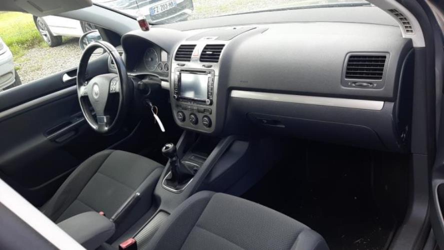 Image Feu arriere principal droit (feux) - VOLKSWAGEN GOLF 5