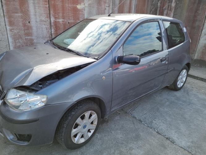 Image Porte avant droit - FIAT PUNTO 2