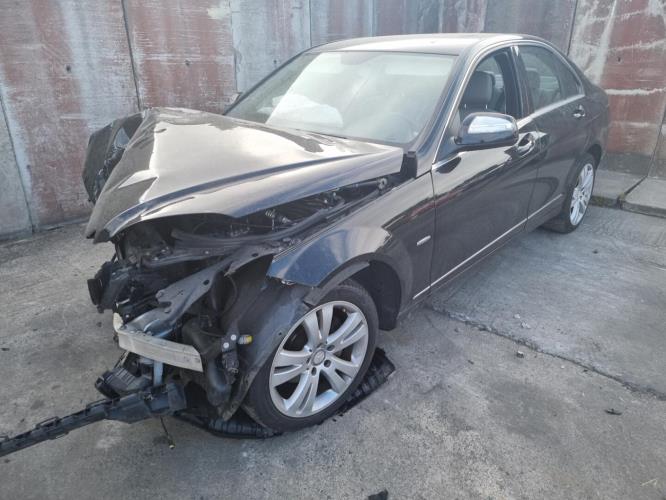 Image Pare choc arriere - MERCEDES CLASSE C 204