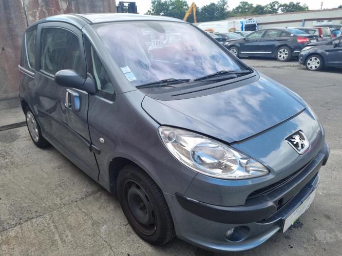 Image Pare choc arriere - PEUGEOT 1007