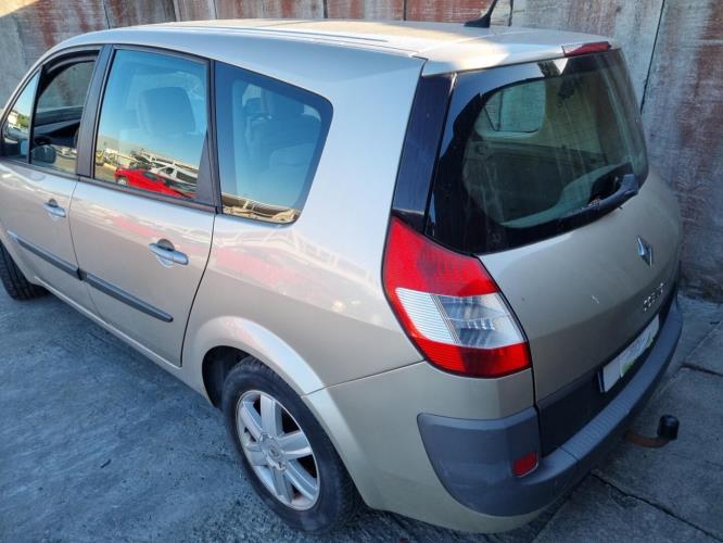 Image Pare choc arriere - RENAULT GRAND SCENIC 2