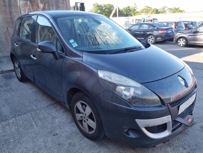 Image Feu arriere principal gauche (feux) - RENAULT SCENIC 3