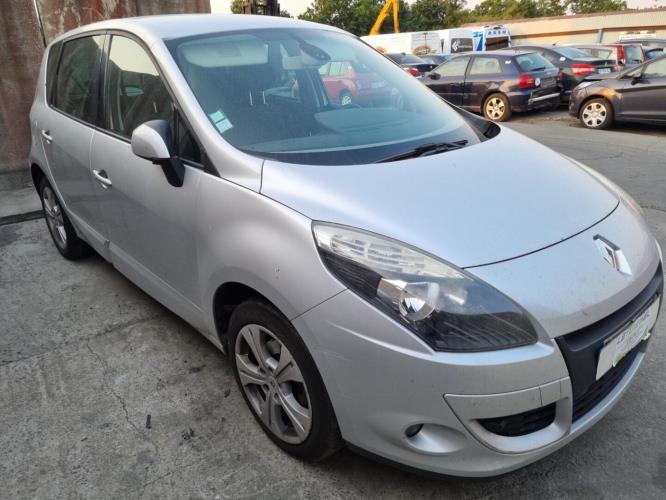 Image Feu arriere principal gauche (feux) - RENAULT SCENIC 3