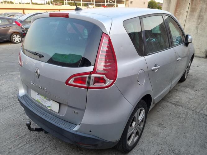 Image Feu arriere principal gauche (feux) - RENAULT SCENIC 3