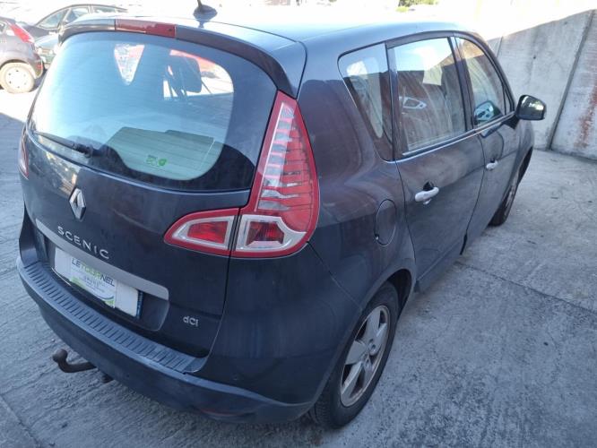 Image Feu arriere principal gauche (feux) - RENAULT SCENIC 3