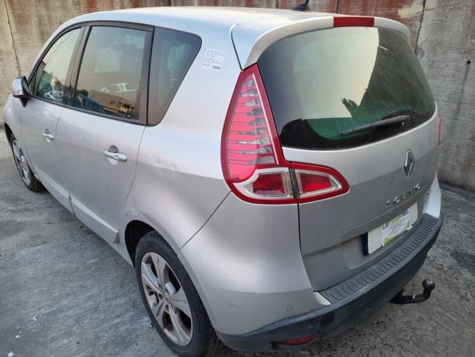 Image Feu arriere principal gauche (feux) - RENAULT SCENIC 3