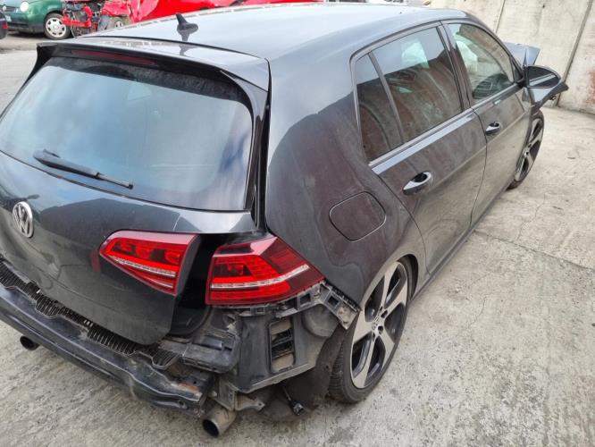 Image Volant - VOLKSWAGEN GOLF 7