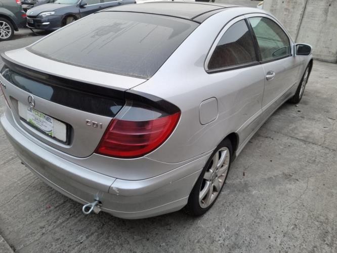 Image Feu arriere principal gauche (feux) - MERCEDES CLASSE C 203 COUPE SPORT