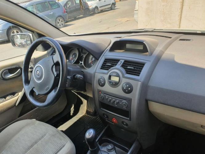 Image Renfort pare choc avant (traverse) - RENAULT MEGANE 2