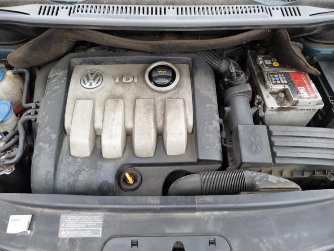 Image Calandre - VOLKSWAGEN TOURAN 1