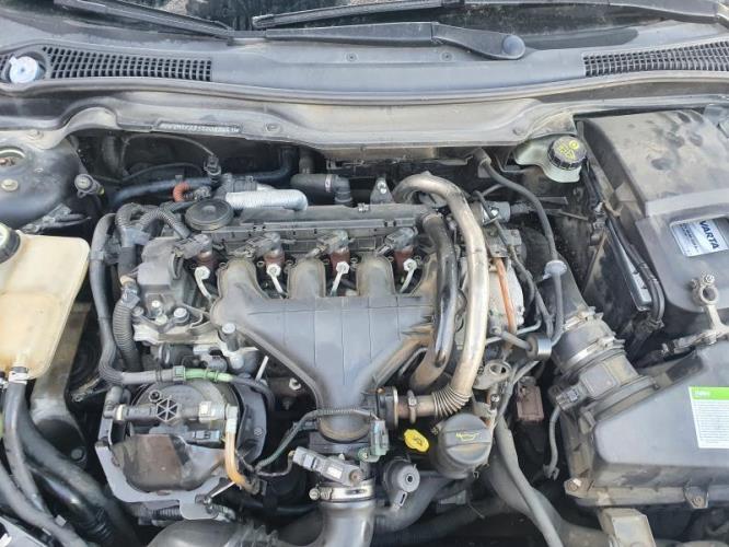 Image Traverse inferieure - VOLVO S 40 2