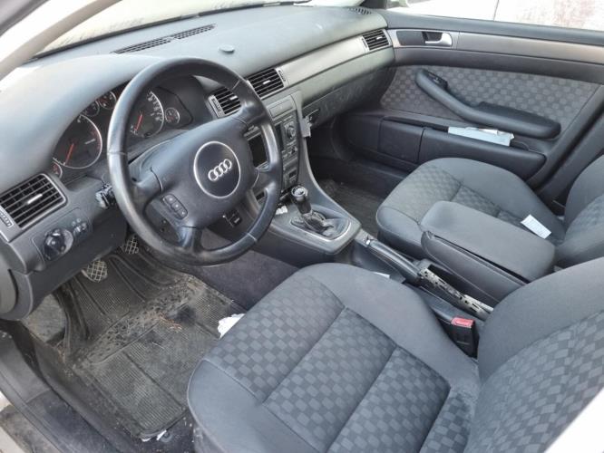Image Feu arriere principal gauche (feux) - AUDI A6 2