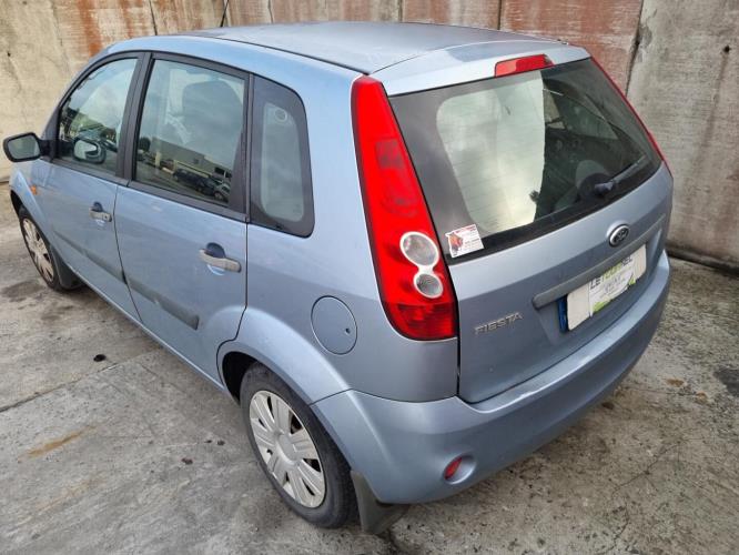 Image Feu arriere principal gauche (feux) - FORD FIESTA 5