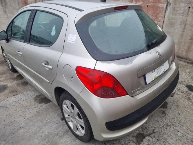 Image Renfort pare choc avant (traverse) - PEUGEOT 207