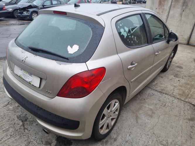 Image Renfort pare choc avant (traverse) - PEUGEOT 207