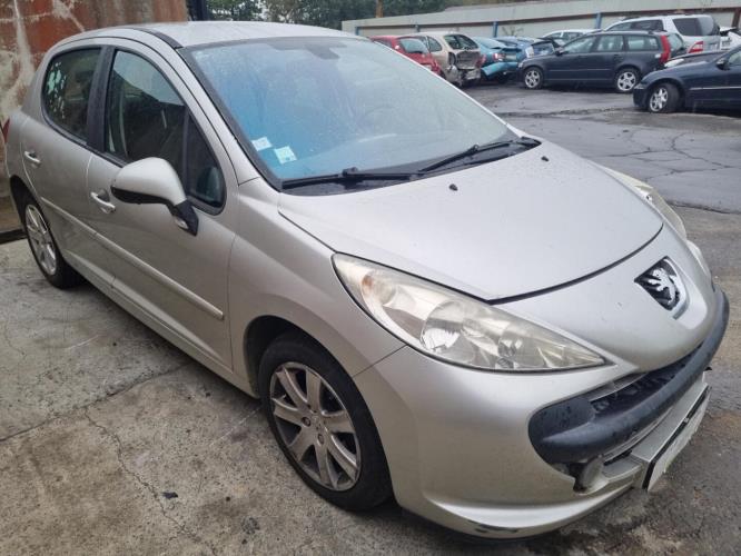 Image Renfort pare choc avant (traverse) - PEUGEOT 207
