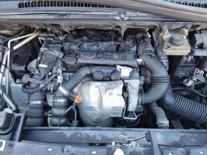 Image Renfort pare choc avant (traverse) - PEUGEOT 5008 1