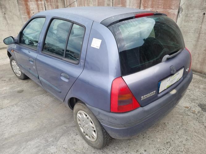 Image Pare choc avant - RENAULT CLIO 2