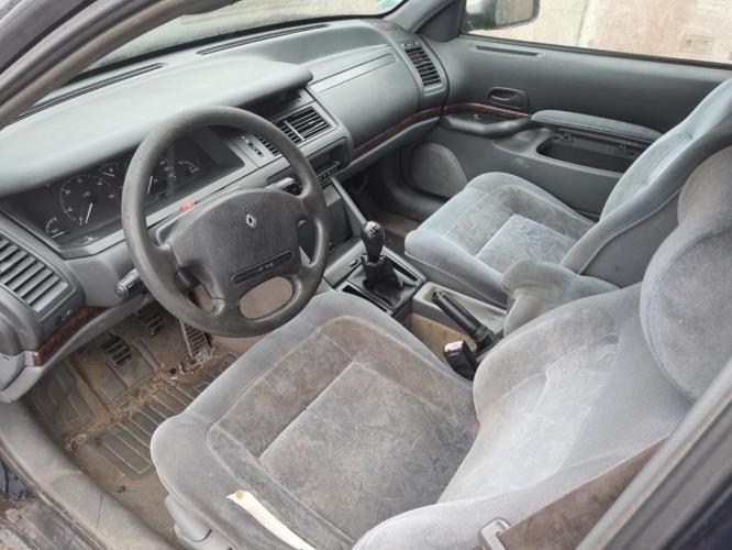 Image Pare choc avant - RENAULT SAFRANE