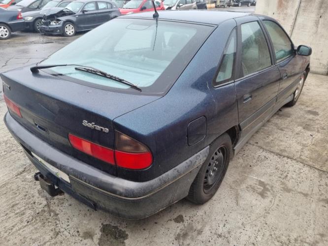 Image Pare choc avant - RENAULT SAFRANE
