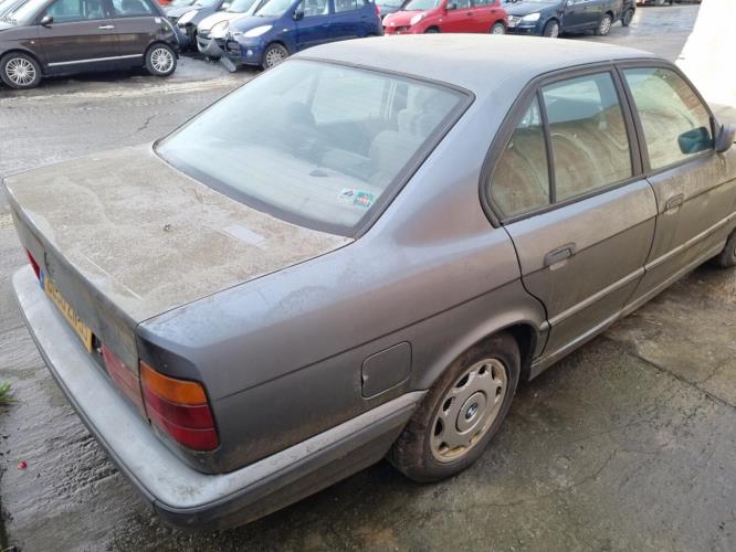 Image Retroviseur droit - BMW SERIE 5 E34
