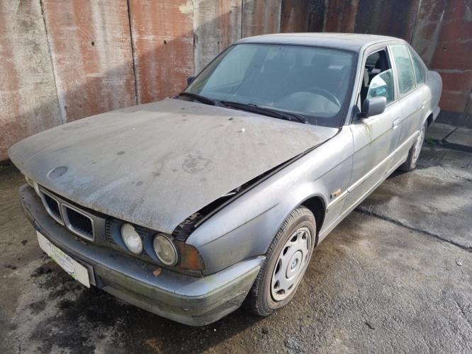 Image Retroviseur droit - BMW SERIE 5 E34