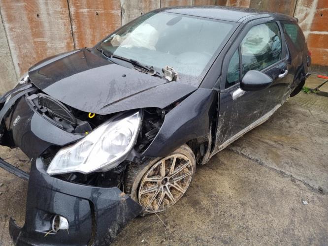 Image Feu arriere principal droit (feux) - CITROEN DS3