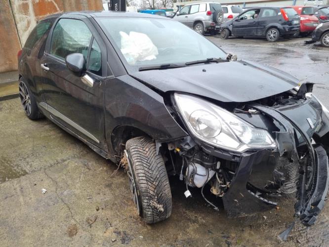 Image Feu arriere principal droit (feux) - CITROEN DS3