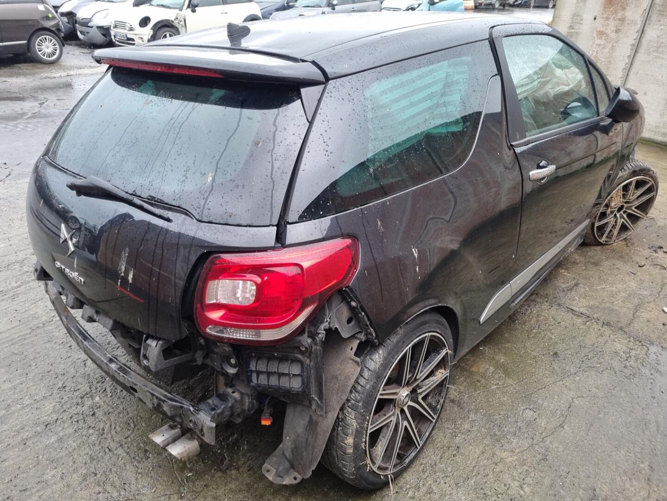 Pièce Auto