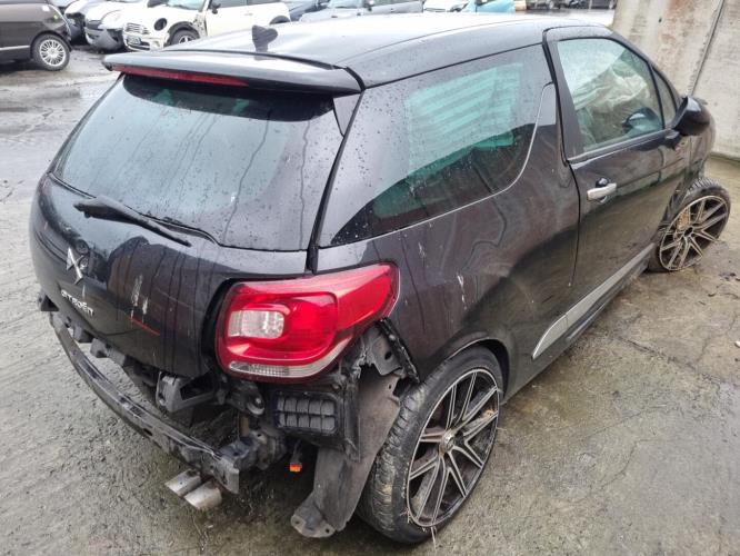 Image Feu arriere principal droit (feux) - CITROEN DS3