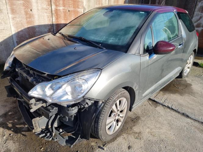 Image Feu arriere principal gauche (feux) - CITROEN DS3