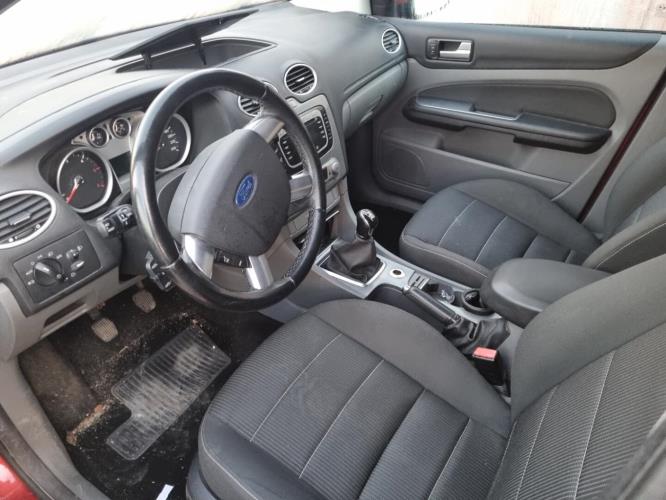 Image Feu arriere principal droit (feux) - FORD FOCUS 2