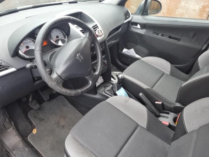 Image Feu arriere principal gauche (feux) - PEUGEOT 207