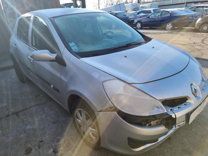 Image Feu arriere principal droit (feux) - RENAULT CLIO 3